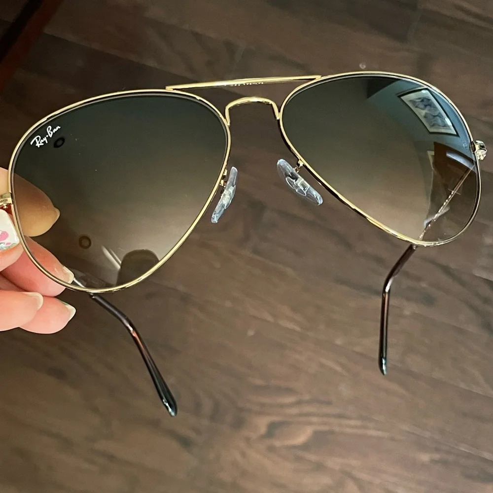Ray-Ban Aviator Gradient Sunglasses - Picture 8 of 11